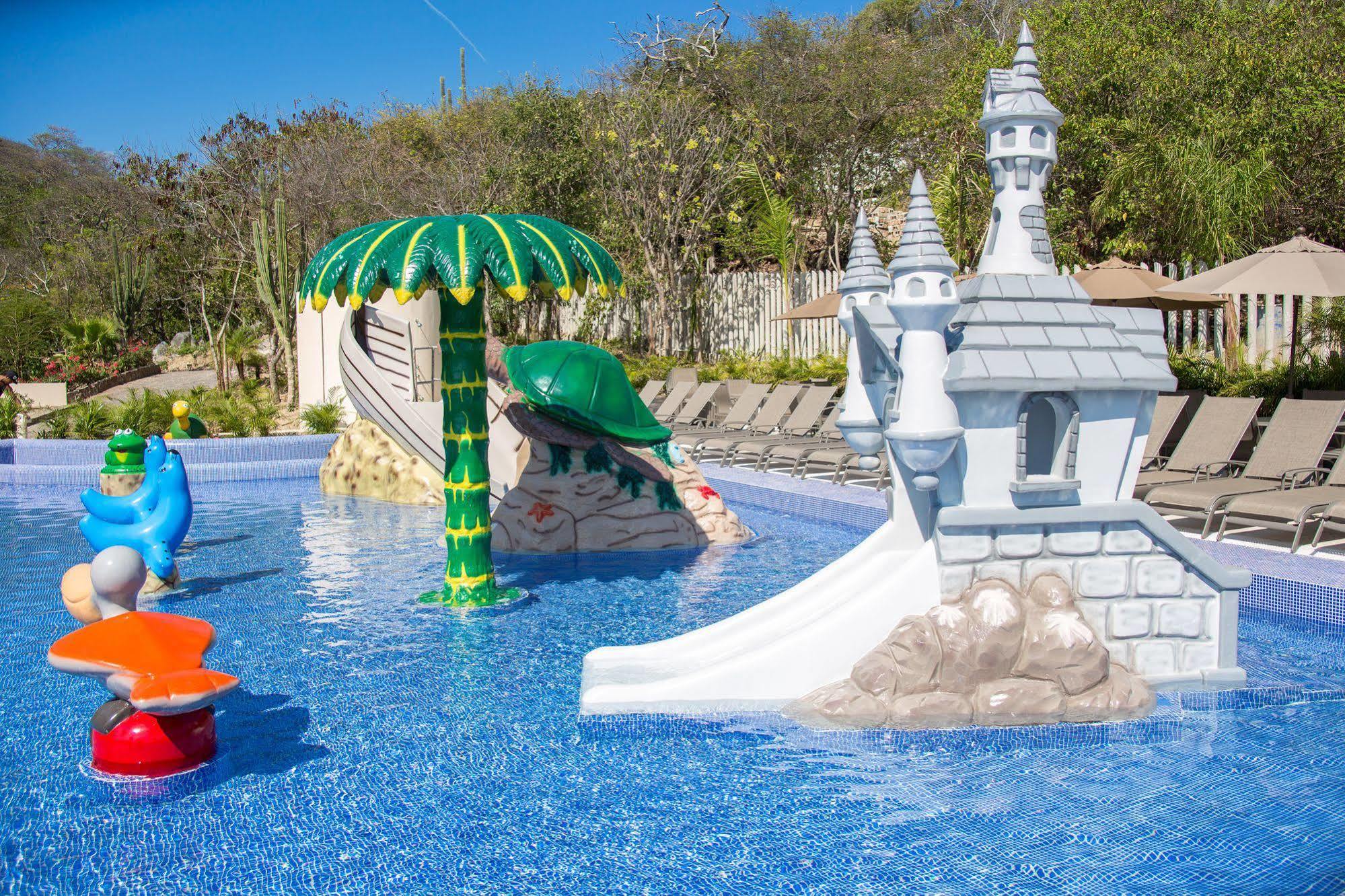 Isla Natura Beach Huatulco タンゴルンダ エクステリア 写真